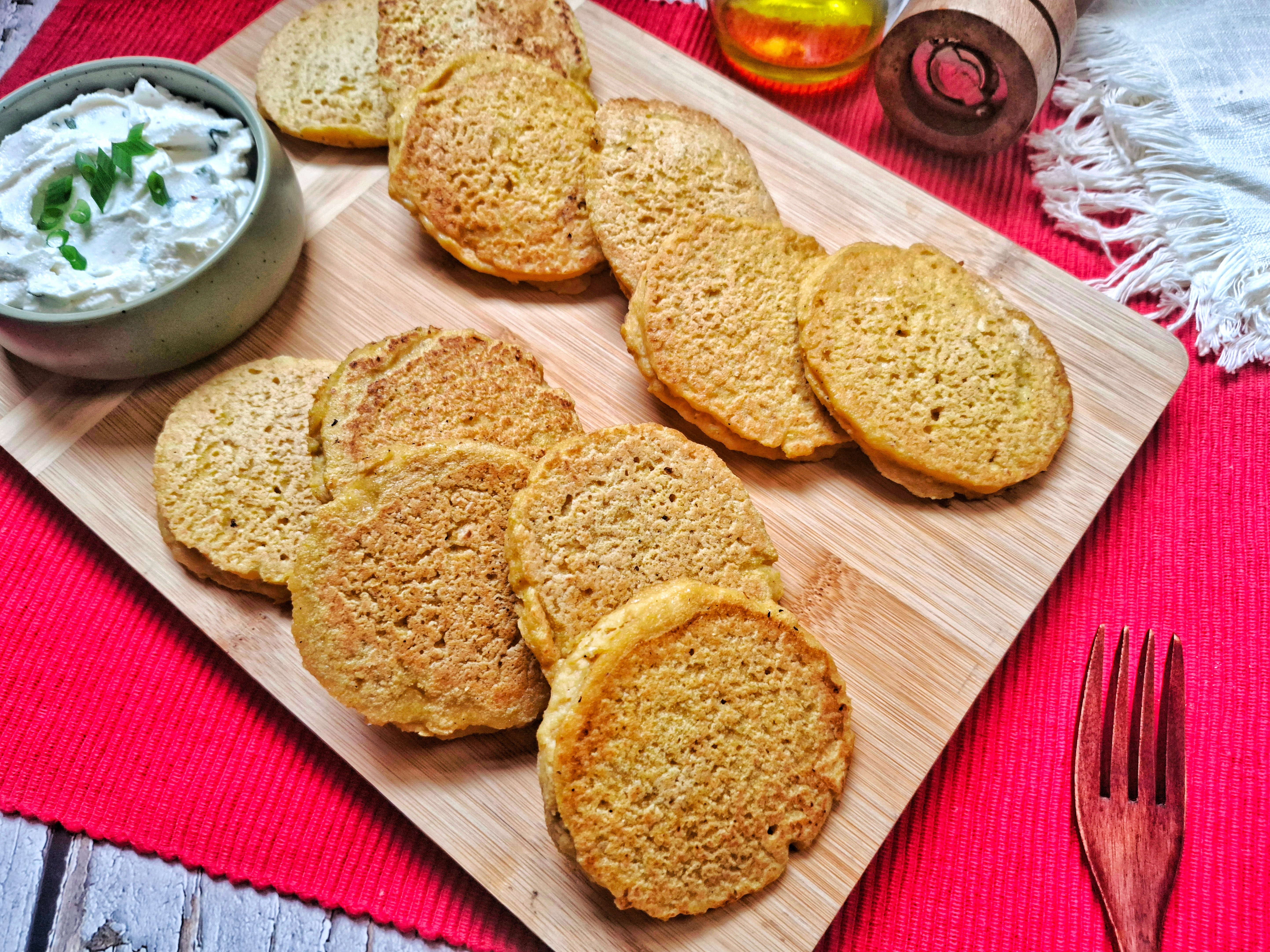 Panqueca vegana de grão-de-bico