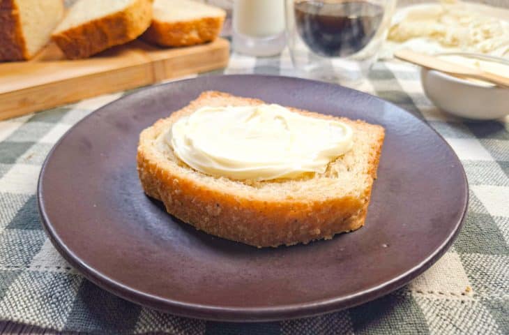 Pão caseiro integral com aveia