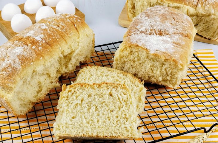 Pão caseiro simples e rápido com água