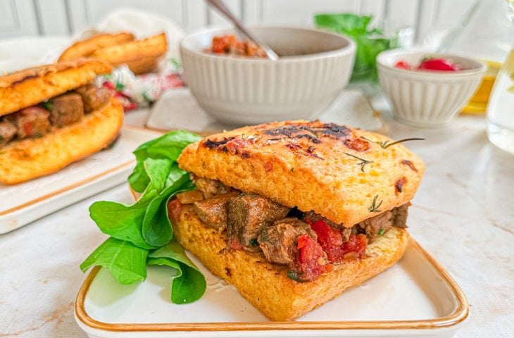 Pão com carne