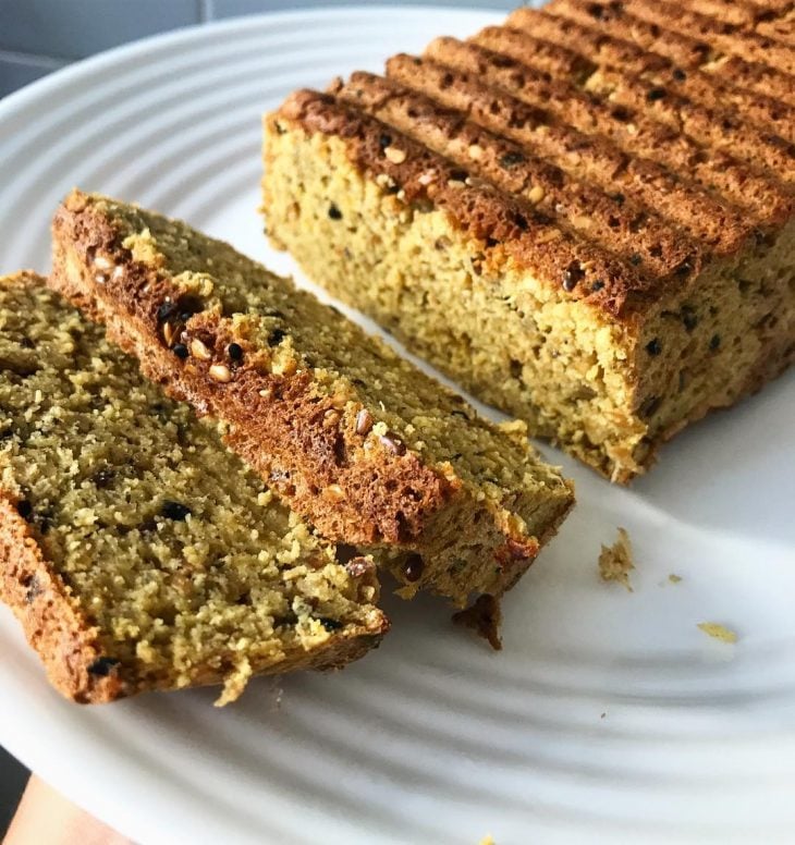 Pão com quinoa cozida