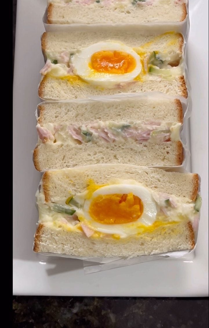 Pão com salada pang