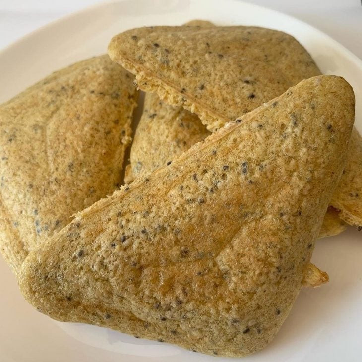 Pão de aveia fit na sanduicheira