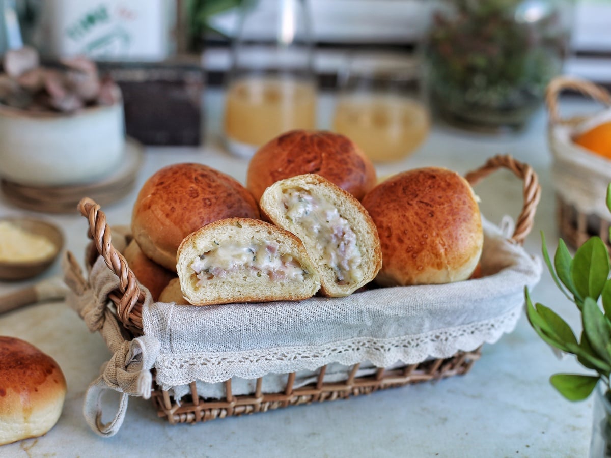 Pão de batata recheado
