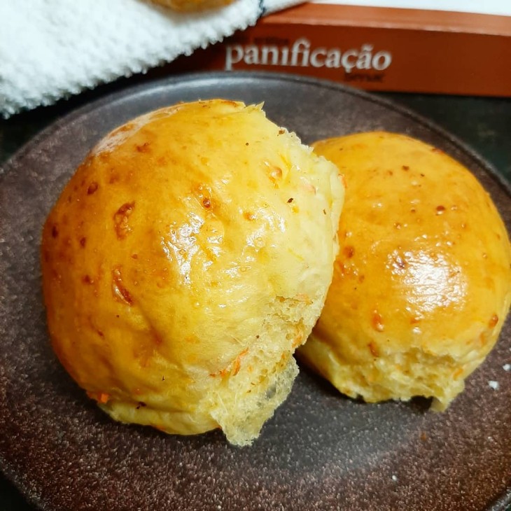 Pão de cenoura simples