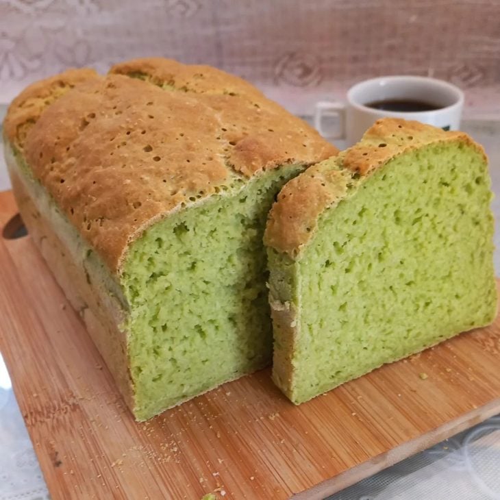 Pão de cheiro-verde sem glúten