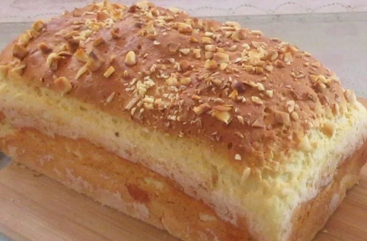 Pão de leite de amêndoas sem glúten
