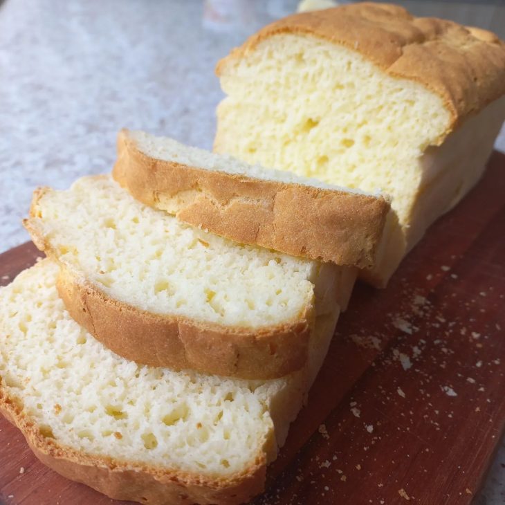 Pão de mandioca crua sem glúten