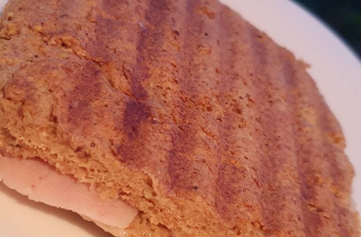 Pão de micro-ondas low carb