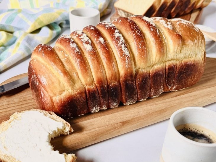 Pão de milho pronto para consumo.