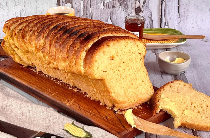 Pão de milho de liquidificador fácil