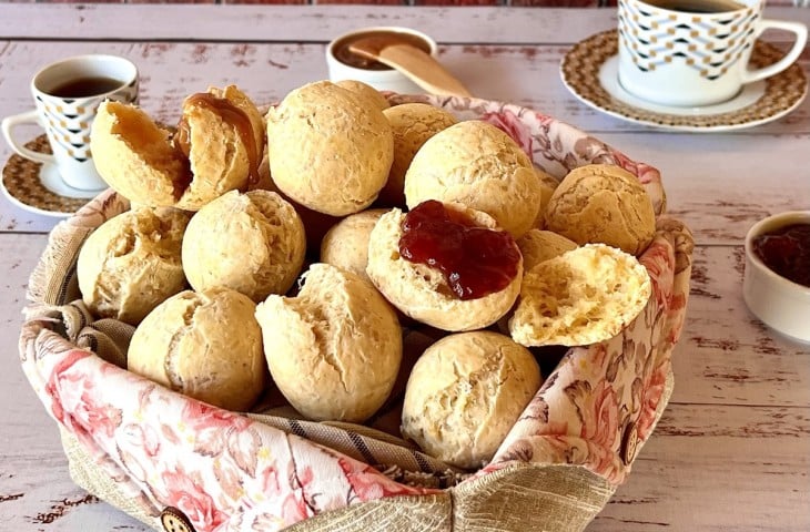 Pão de queijo com aveia