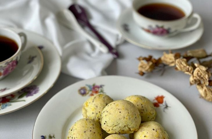 Pão de queijo com inhame e chia