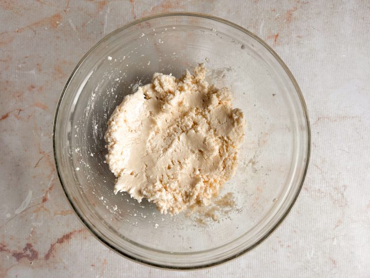 Mistura da leiteira incorporada ao polvilho.