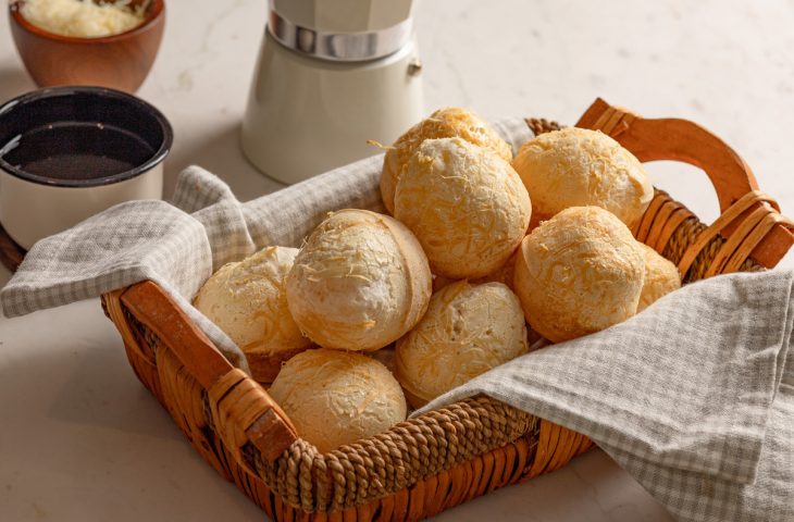 Pão de queijo de liquidificador simples