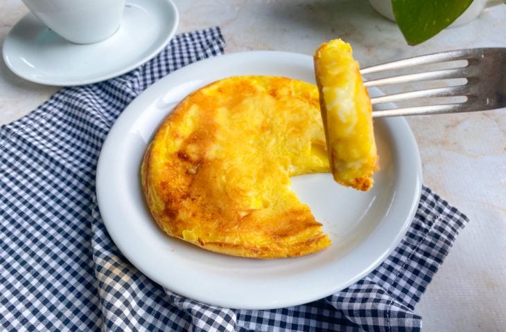 Pão de queijo fit de frigideira