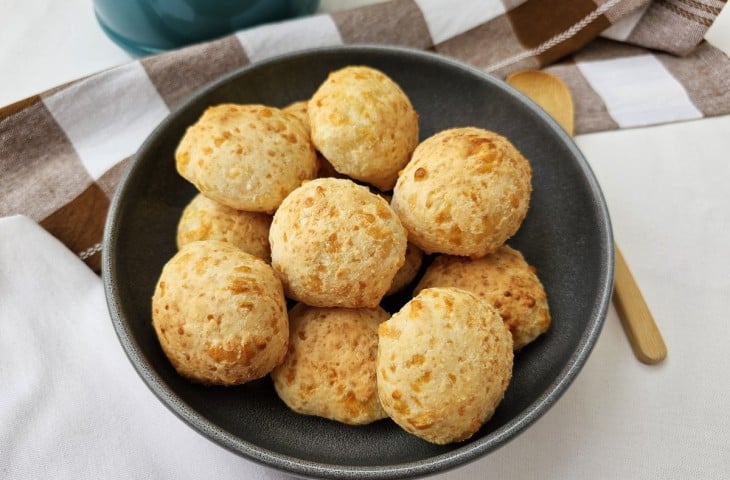 Pão de queijo fit fácil