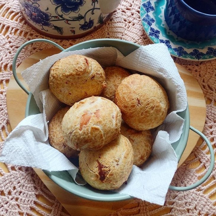 Pão de queijo proteico