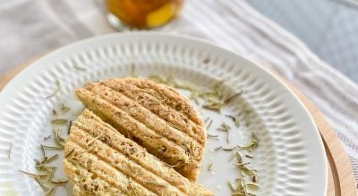 Pãozinho de ervas de micro-ondas