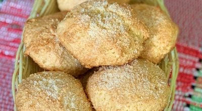 Pãozinho de leite de coco em pó