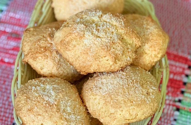 Pãozinho de leite de coco em pó