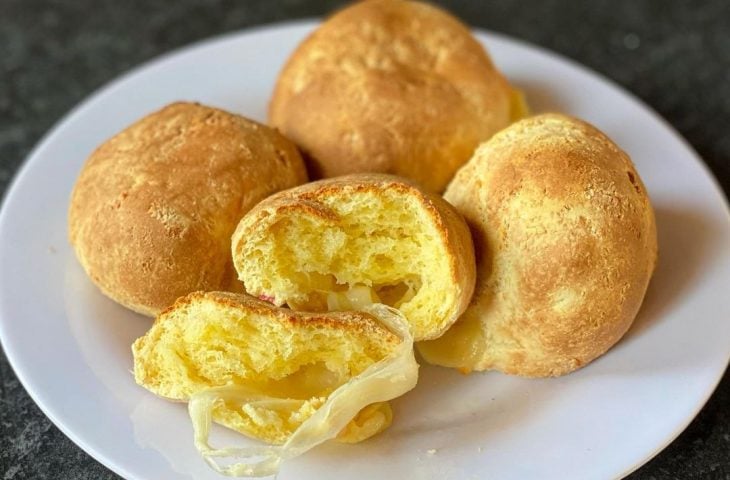 Pãozinho recheado na airfryer