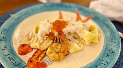 Pappardelle com salmão e mascarpone