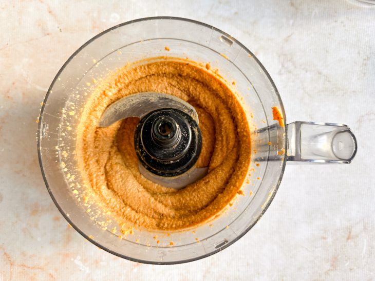 Amendoins em textura correta.