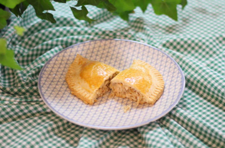 Pastel de forno de frango simples