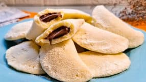 Pastel de Leite Ninho com Nutella