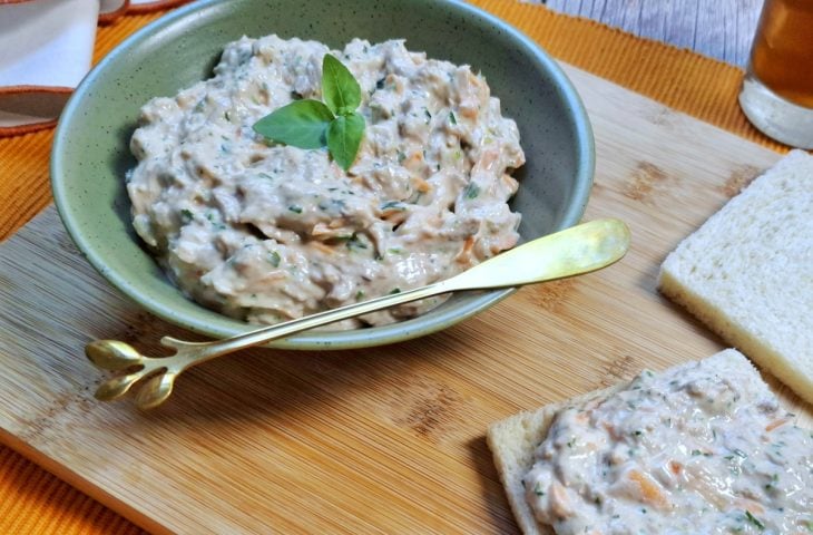Patê de atum com cenoura