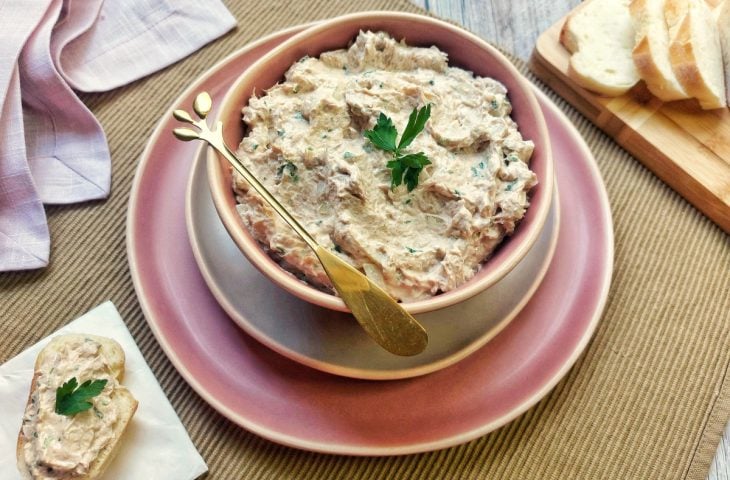Patê de atum com creme de leite