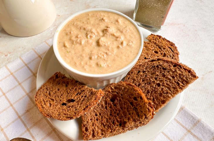 Patê de atum com iogurte