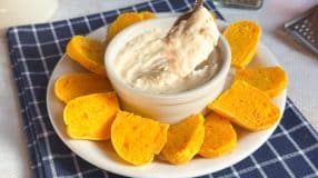 Patê de queijo parmesão
