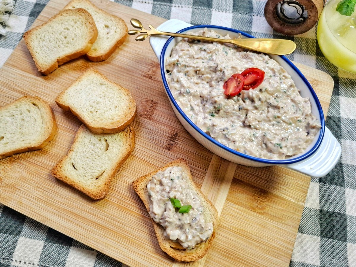Patê de sardinha com maionese
