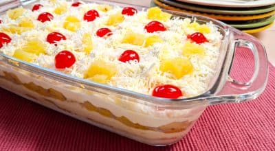 Pavê de abacaxi com biscoito maizena