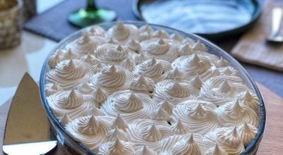 Pavê de chocolate com merengue