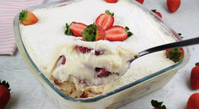 Pavê de morango com leite em pó