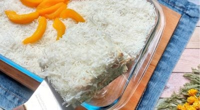 Pavê de pêssego com bolacha maisena