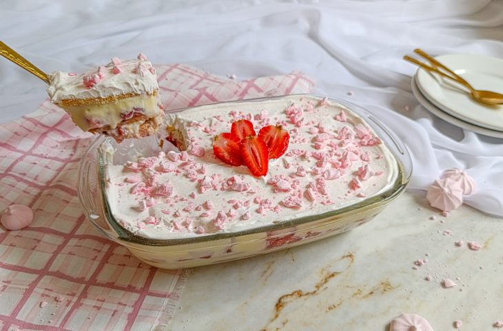 Pavê tradicional de morango