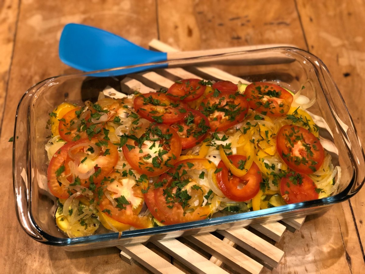 Peixe assado com legumes