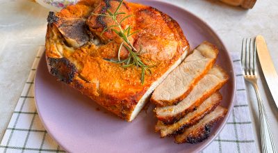 Pernil assado de porco