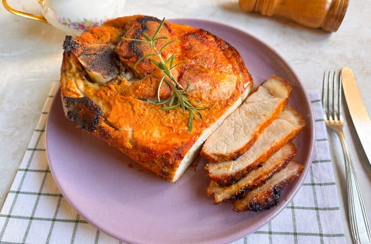 Pernil assado de porco