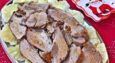 Pernil suíno com abacaxi