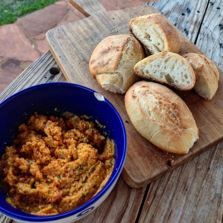 Pesto de cenoura com azeitona