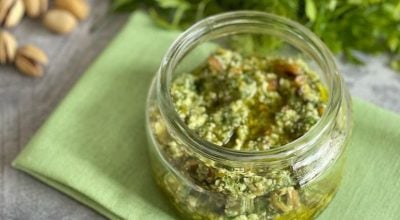 Pesto de pistache com gorgonzola