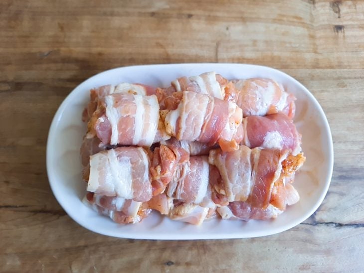 Petisco de sobrecoxa e bacon na airfryer - Passo a Passo