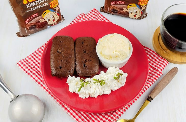 Petit gateau com Kimzinho