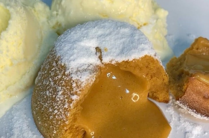 Petit gateau de doce de leite na airfryer