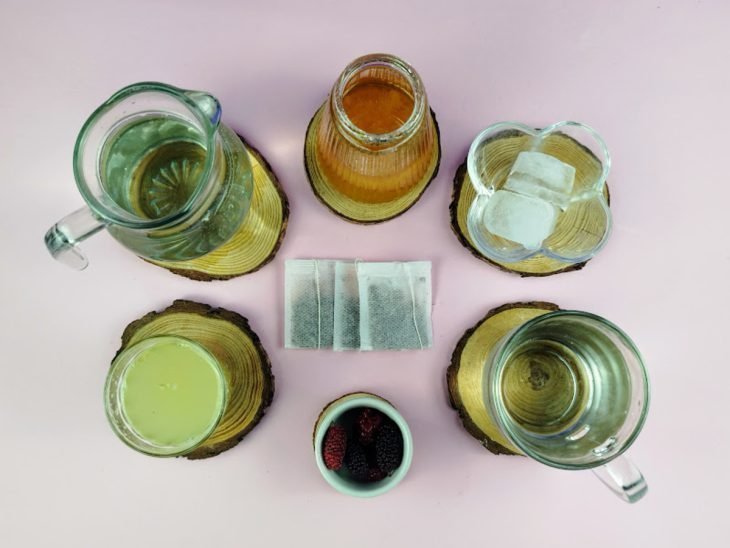 Ingredientes reunidos na bancada.